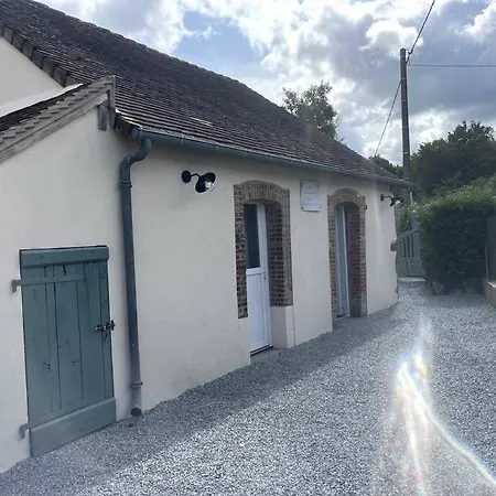 Gite La Maison Du Lac Mailhac-sur-Benaize Exterior foto
